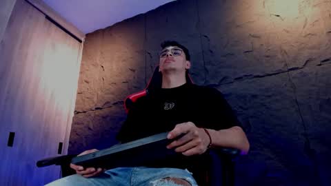 JOSEPH  online show from 11/21/25, 11:09