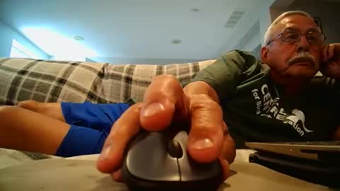 Snapshot of josephgr2021 chatting on 05/25/26, 01:44 josephgr2021 online show from 05/25/26, 01:44