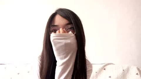 Snapshot of josephinepantle chatting on 05/07/26, 10:20 Kama online show from 05/07/26, 10:20