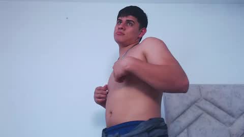 Snapshot of josephmosquera chatting on 12/24/24, 05:02 josephmosquera online show from 12/24/24, 05:02