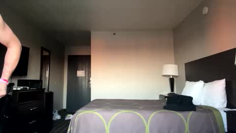 Snapshot of josephung1 chatting on 02/20/26, 11:27 sissy josphine online show from 02/20/26, 11:27