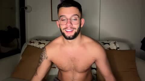 josh_xo online show from 12/02/25, 06:14