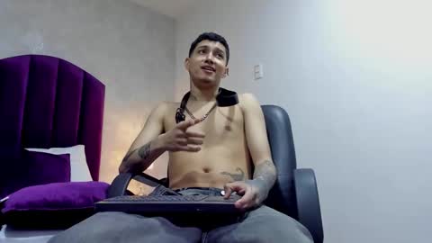 Snapshot of joshbeech chatting on 02/18/26, 01:40 JoshBeech online show from 02/18/26, 01:40