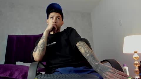 Snapshot of joshbeech chatting on 03/11/26, 03:18 JoshBeech online show from 03/11/26, 03:18