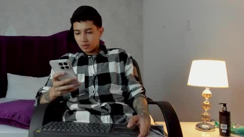 Snapshot of joshbeech chatting on 03/13/26, 02:23 JoshBeech online show from 03/13/26, 02:23