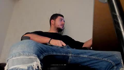 JoshKnight online show from 11/05/25, 06:35