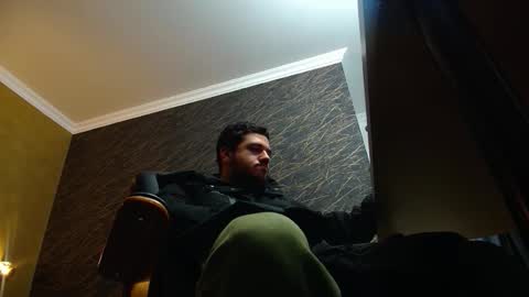 JoshKnight online show from 11/19/25, 06:02