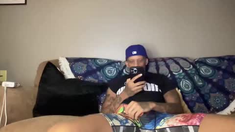 Snapshot of joshperrygoon chatting on 12/23/24, 04:44 joshperrygoon online show from 12/23/24, 04:44