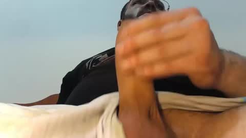 Snapshot of joshxm chatting on 01/11/25, 02:41 joshxm online show from 01/11/25, 02:41