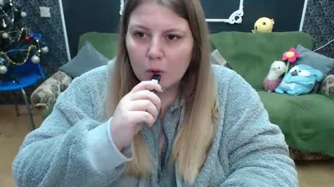 Snapshot of josiesun771 chatting on 02/10/25, 07:04 josiesun771 online show from 02/10/25, 07:04