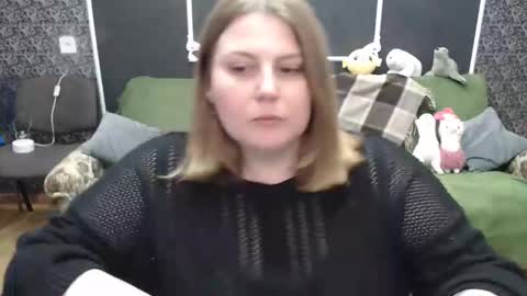 Snapshot of josiesun771 chatting on 10/12/25, 12:15 josiesun771 online show from 10/12/25, 12:15