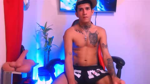josue_linares online show from 05/14/26, 07:59