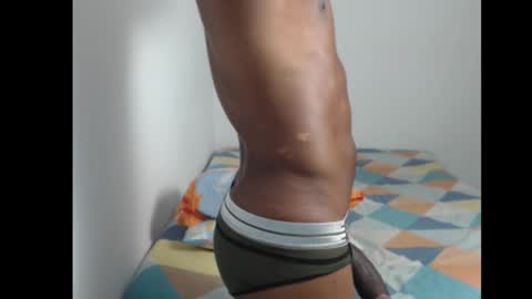 Snapshot of jotablackxl chatting on 01/14/26, 04:07 jotablackxl online show from 01/14/26, 04:07