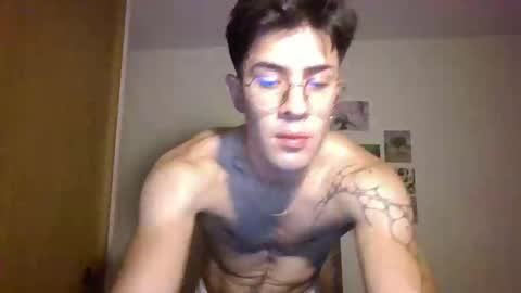 Snapshot of jotarojas1 chatting on 01/10/25, 04:54 jotarojas1 online show from 01/10/25, 04:54