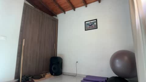 Im Jouliano online show from 05/09/26, 03:06