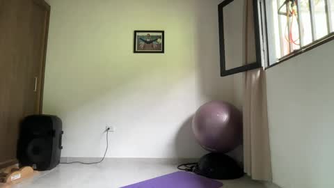 Im Jouliano online show from 05/10/26, 03:06