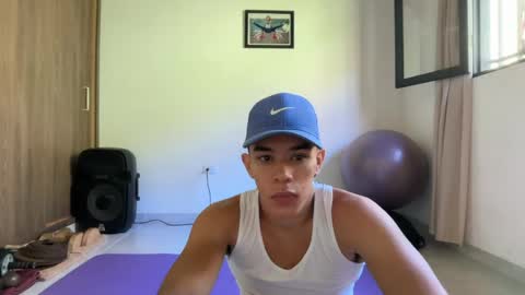 Im Jouliano online show from 05/15/26, 03:30