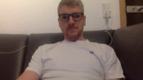 Snapshot of journey_112 chatting on 04/03/26, 06:06 journey_112 online show from 04/03/26, 06:06