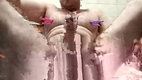 Snapshot of joy8motion chatting on 01/19/25, 01:10 Willy Wild online show from 01/19/25, 01:10