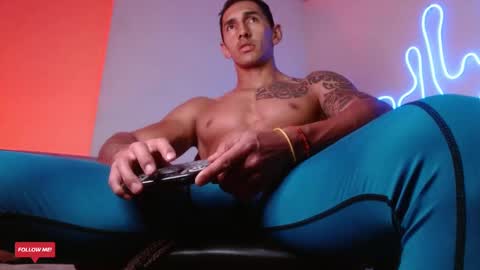 Snapshot of joy_lopezfit chatting on 01/28/25, 07:00 JOYLOPEZFIT online show from 01/28/25, 07:00