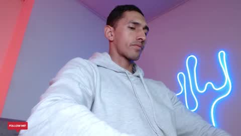 Snapshot of joy_lopezfit chatting on 02/22/25, 02:19 JOYLOPEZFIT online show from 02/22/25, 02:19