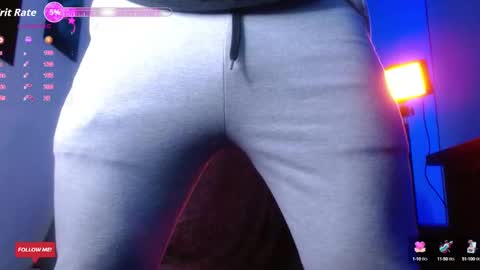 Snapshot of joy_lopezfit chatting on 09/17/25, 12:51 JOYLOPEZFIT online show from 09/17/25, 12:51