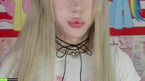 Snapshot of joybarker chatting on 04/11/26, 03:33 Joy Barker online show from 04/11/26, 03:33