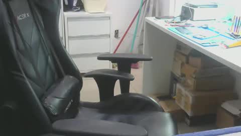 Snapshot of joybelieve chatting on 10/10/25, 01:54 joybelieve online show from 10/10/25, 01:54
