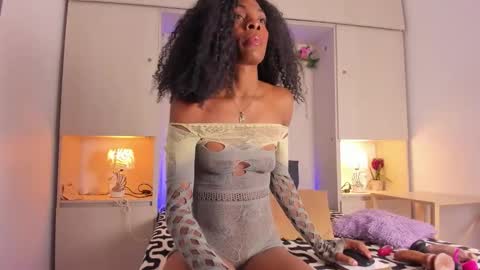 joyceblake online show from 11/06/25, 08:10