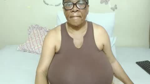 DairyQueen online show from 11/01/25, 03:14