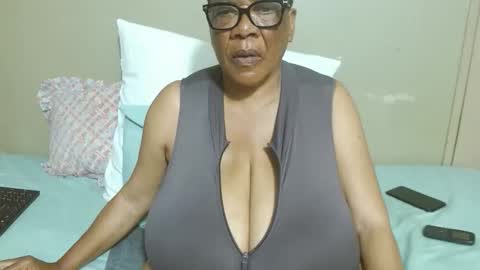 DairyQueen online show from 12/14/25, 02:28