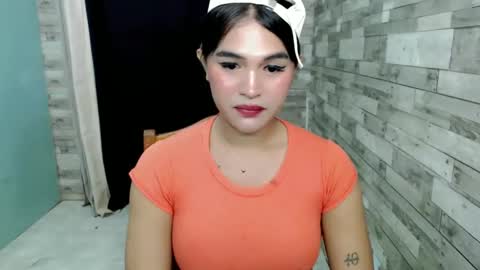 Snapshot of joycum_xxx chatting on 12/10/24, 01:43 JOY in your heart  online show from 12/10/24, 01:43