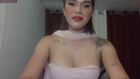 Snapshot of joycum_xxx chatting on 03/09/26, 01:59 JOY in your heart online show from 03/09/26, 01:59