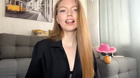 Snapshot of joyegeesey chatting on 05/14/26, 07:48 Bella online show from 05/14/26, 07:48
