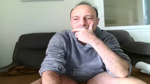 Snapshot of jpf421 chatting on 01/26/25, 02:19 exhib248 online show from 01/26/25, 02:19