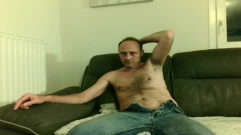 Snapshot of jpf421 chatting on 11/07/25, 05:24 exhib248 online show from 11/07/25, 05:24