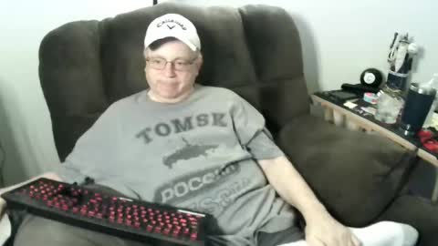 jpmel99 online show from 11/17/25, 01:00