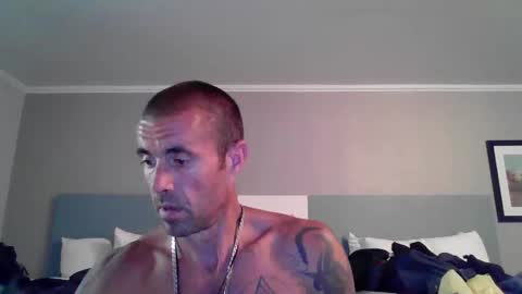 jrizzle1111 online show from 04/23/26, 01:07