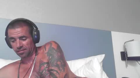 jrizzle1111 online show from 04/29/26, 12:16