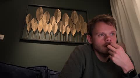 Snapshot of jrnb87 chatting on 12/27/24, 11:42 JoyBoy online show from 12/27/24, 11:42