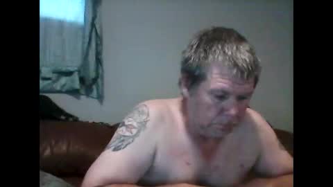 Snapshot of jrock9999 chatting on 11/02/25, 03:58 jrock9999 online show from 11/02/25, 03:58