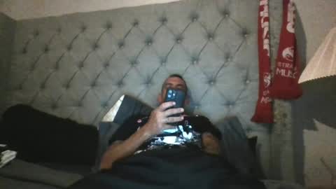 Snapshot of jroxxx101 chatting on 06/17/26, 07:22 jroxxx101 online show from 06/17/26, 07:22