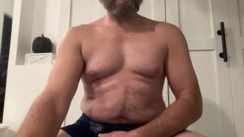 Snapshot of jstenjytheshow chatting on 11/18/25, 12:27 Just Enjoy the Show online show from 11/18/25, 12:27