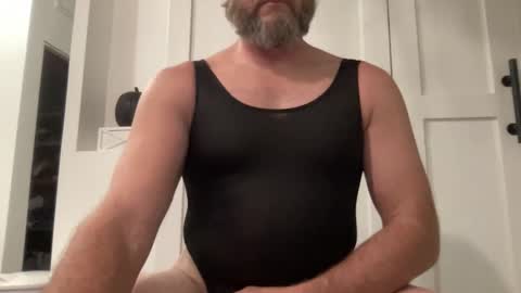 Snapshot of jstenjytheshow chatting on 11/20/25, 02:45 Just Enjoy the Show online show from 11/20/25, 02:45