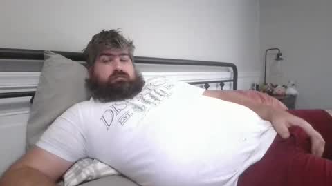 Snapshot of jthompson813 chatting on 10/14/25, 04:19 jthompson813 online show from 10/14/25, 04:19