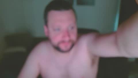 Snapshot of jtrnbll chatting on 12/01/24, 08:31 ... online show from 12/01/24, 08:31