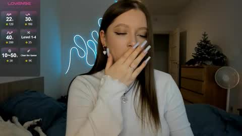 Julia and Julia online show from 01/12/26, 01:05