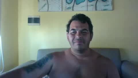 Snapshot of juan1019rosa chatting on 01/13/25, 01:39 ronaldo online show from 01/13/25, 01:39