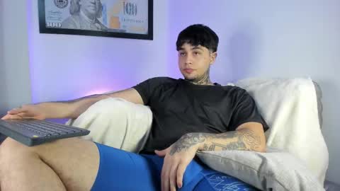 Snapshot of juan_alvarez18 chatting on 09/21/25, 03:30 juan_alvarez18 online show from 09/21/25, 03:30