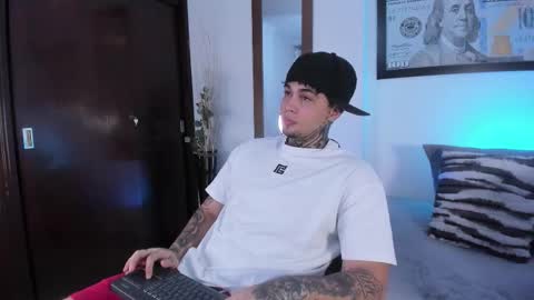 Snapshot of juan_alvarez18 chatting on 09/24/25, 02:48 juan_alvarez18 online show from 09/24/25, 02:48